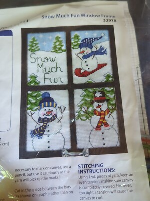  Mary Maxim Plastic Canvas CHRISTMAS Snowmen Snow Much window Frame Kit Adorable