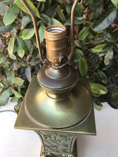 Vintage Ornate Oriental Style Table Lamp Brass 27” Tall Floral Inlay Design