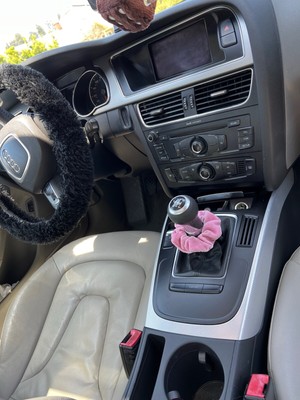 image 4 of interior