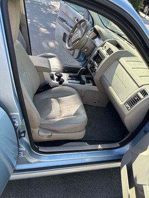 image 4 of interior