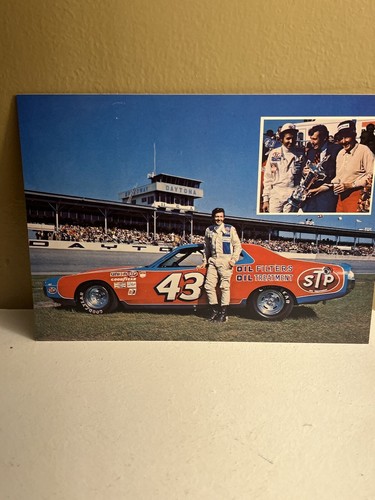 NASCAR Richard Petty STP Hero Card / Post Card 5x7