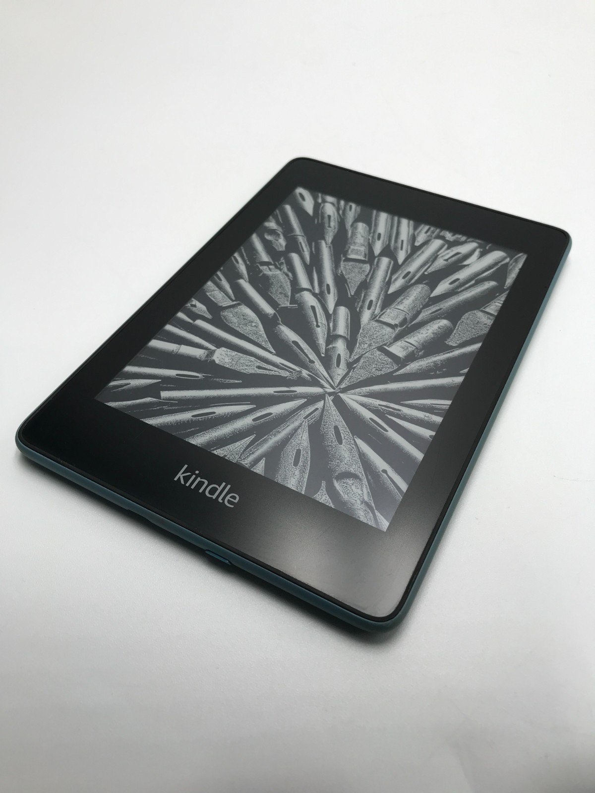 10世代 kindle PQ94WIF Amazon Kindle PQ94WIF Paperwhite 10th Generation 8GB eReader