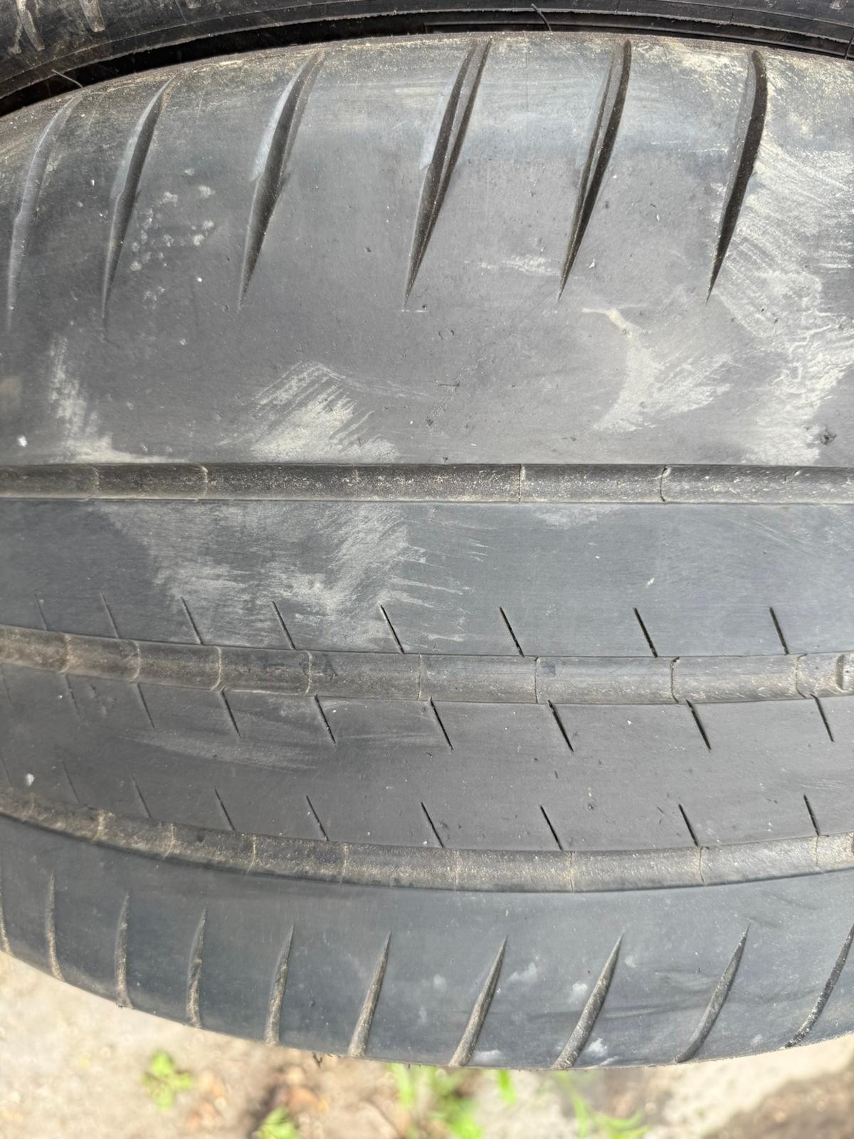 265 35 18 Michelin, Pilot Sport Cup 2, XL, 97Y, x2 A Pair 4.5mm (F1_tyres) YD134