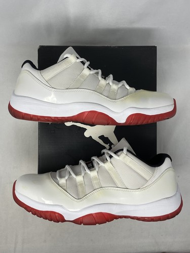 Air Jordan 11 RETRO Low ブラック/レッド Air Jordan 11 Retro Low 'True Red' Release Date. Nike SNKRS