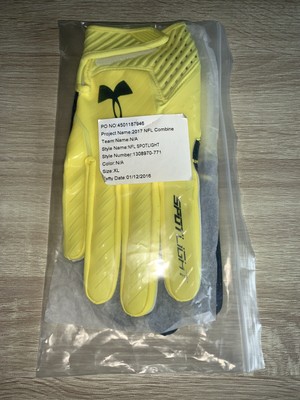 under armour adult spotlight 2017 limited edition receiver gloves