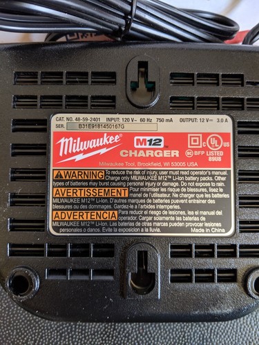NEW Milwaukee 48-59-2401 M12 12V Lithium Ion Battery Charger 12 Volt