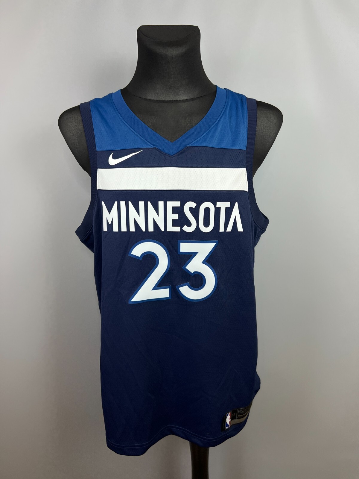 WOLVES BUTLER ユニフォーム Mサイズ　ミネソタティンバーウルブズ JIMMY BUTLER MINNESOTA TIMBERWOLVES JERSEY NBA BASKETBALL