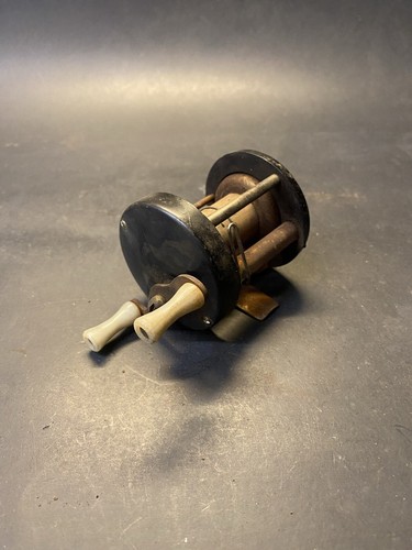 Vintage 1930s Lawrence Stuart Black Cork Spooled Baticaster Fishing Reel