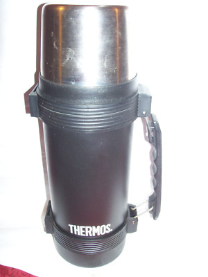 Thermos 1 QT. Vacuum Insulated Stainless Steel Thermos Bottle - Black