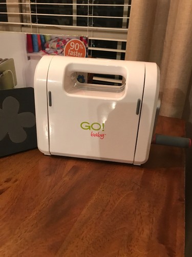 AccuQuilt GO! Baby Fabric Cutter with Cutting Mat And Flower Fabric Die