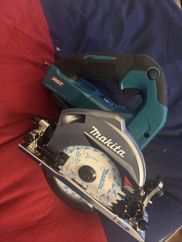 Makita HS006GZ 40v Cordless Circular Saw 125mm Blue
