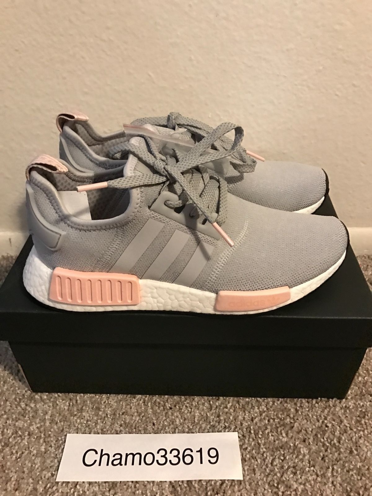 adidas nmd r1 clear onix vapour pink