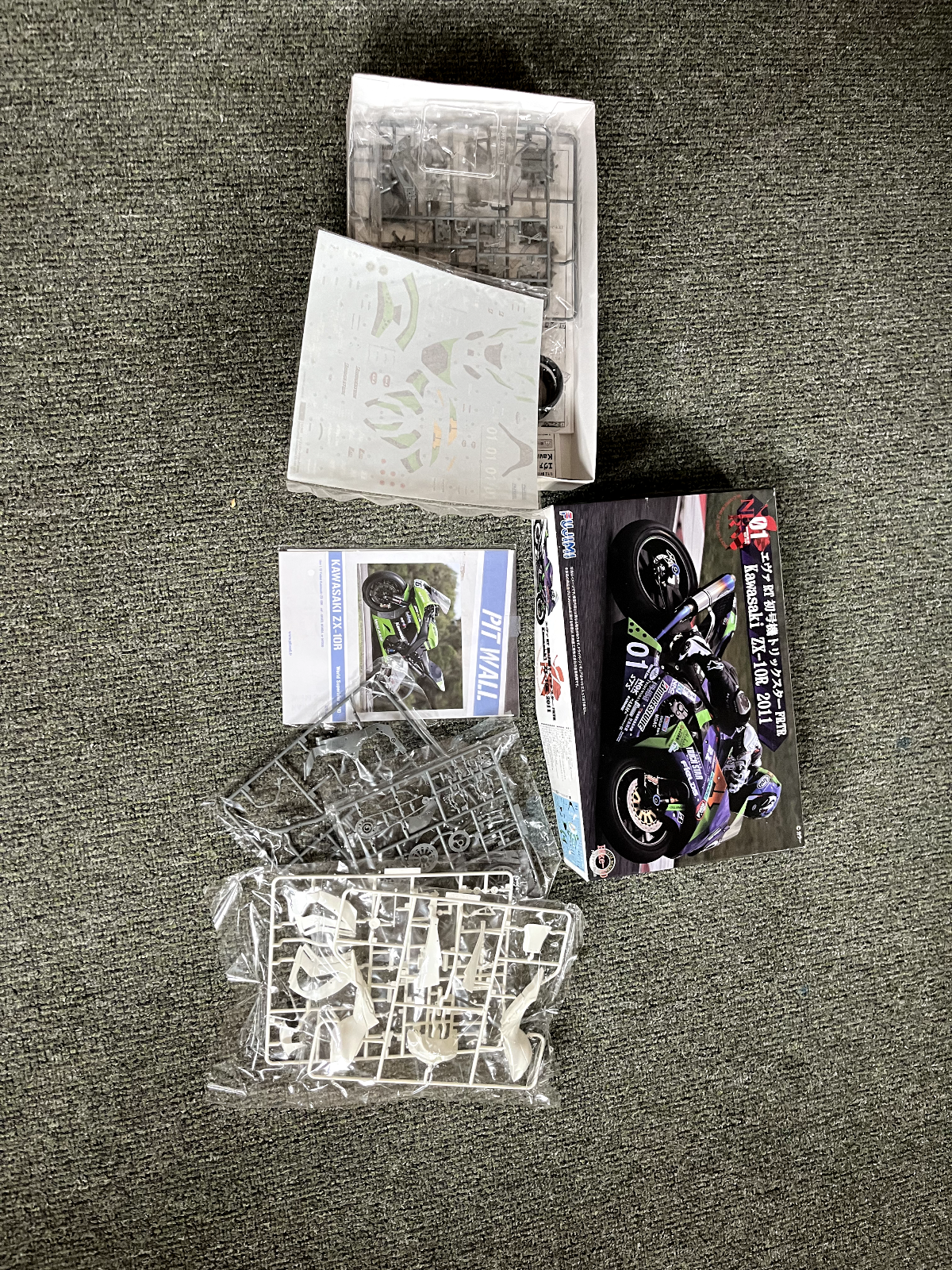 ケース Fujimi Kawasaki ZX-10R 2011 1/12 | eBay