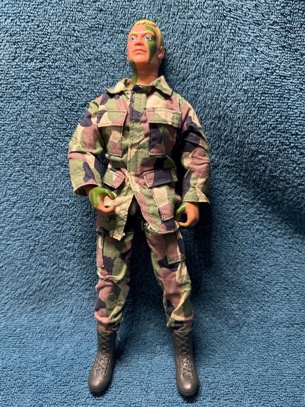 1992 Hasbro Soldier Army Man Action Figure Doll