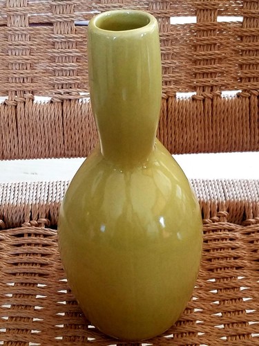 Vintage Russel Wright Carafe Avocado Yellow Iroquois Casual Mid Century Modern