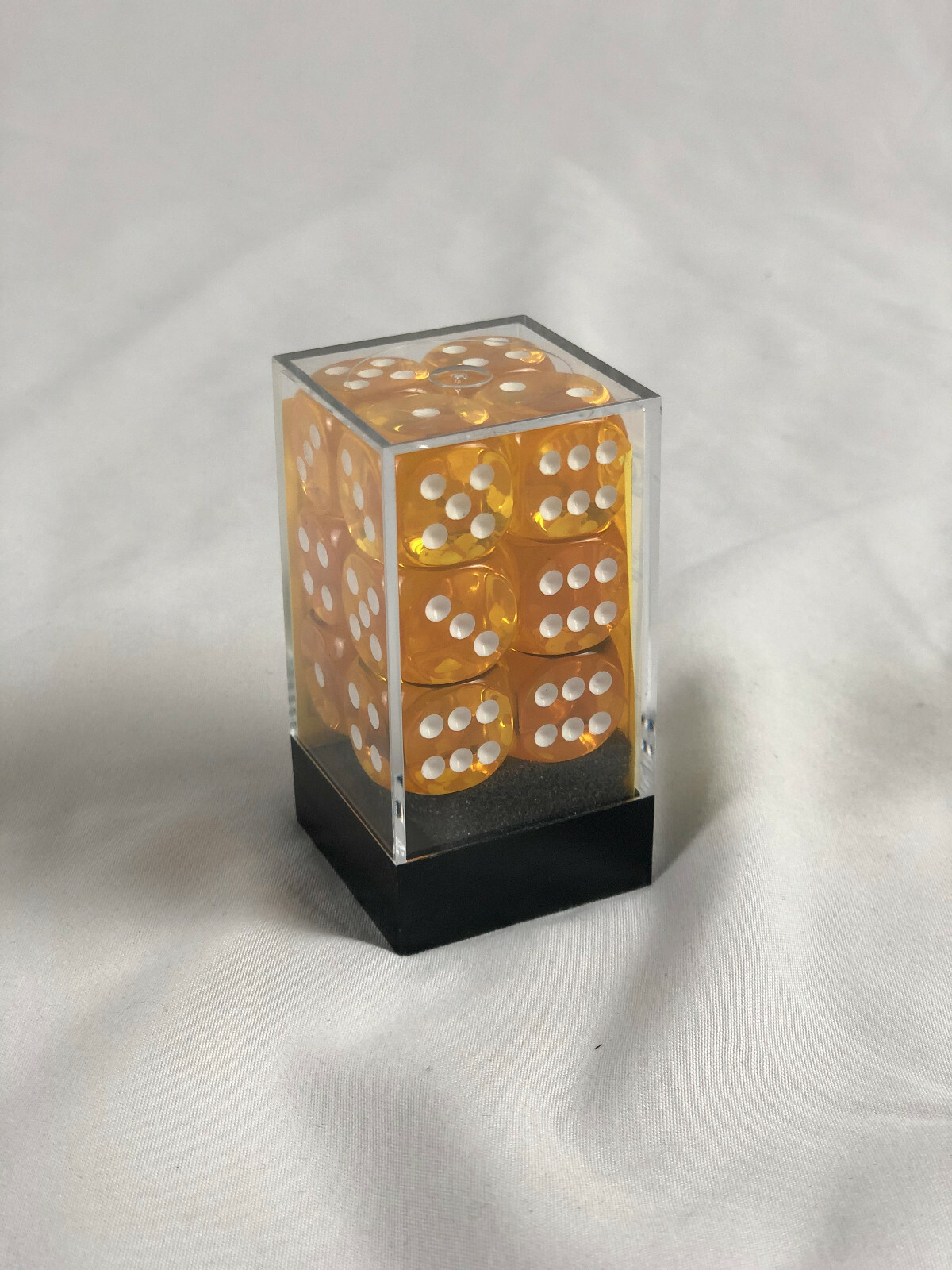 ©️Che♡Che Chessex Dice Block: Translucent Yellow with White D6 12-Dice