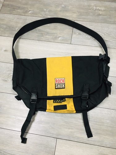 バッグ 00s TIMBUK2 good color messenger bag y2k P1-2023-2-5177_fr-_Bookish.png