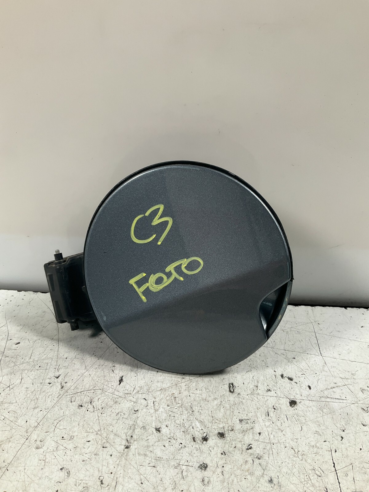 Sede sportello bocchettone serbatoio carburante CITROEN C3 PICASSO 2015