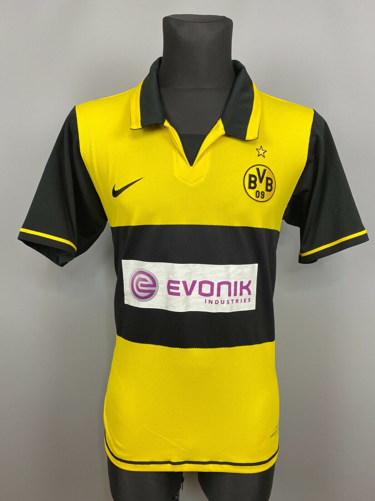 BORUSSIA DORTMUND 2007 2008 HOME SHIRT FOOTBALL SOCCER BORUSSIA DORTMUND 2007 2008 HOME SHIRT FOOTBALL SOCCER