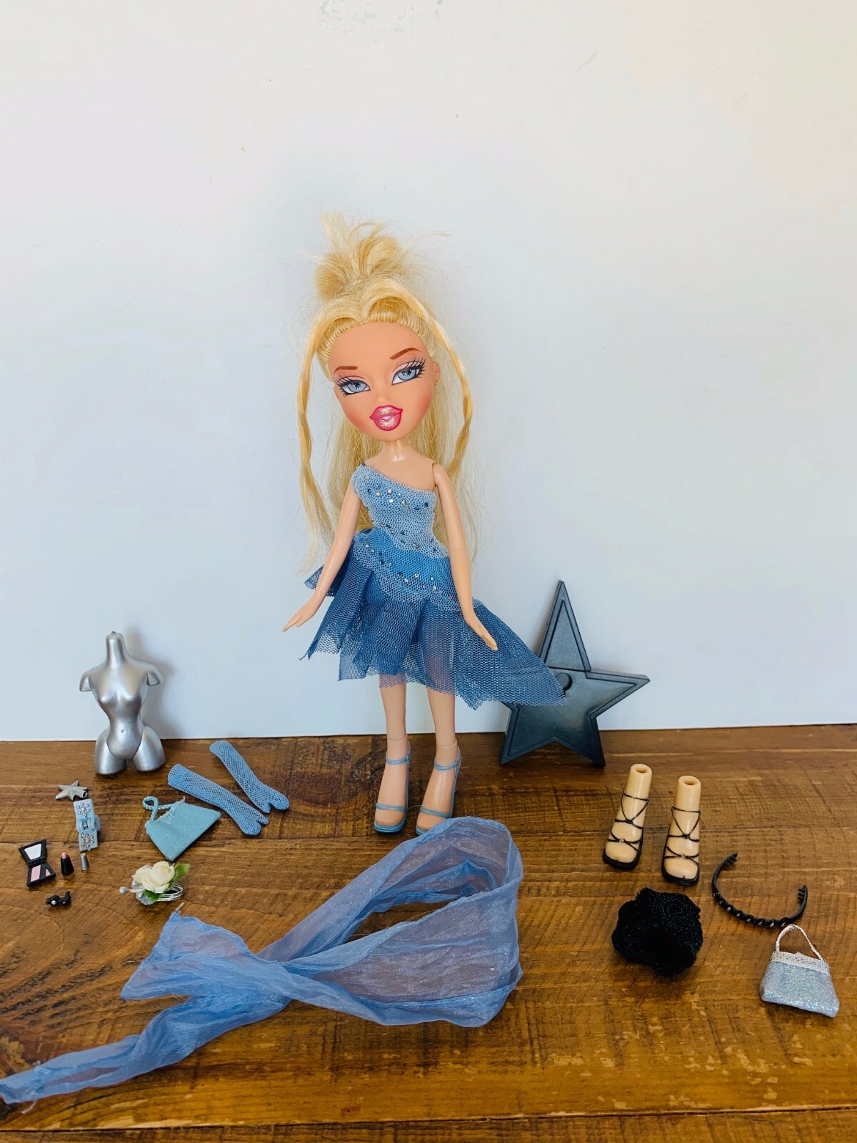 valuable bratz dolls