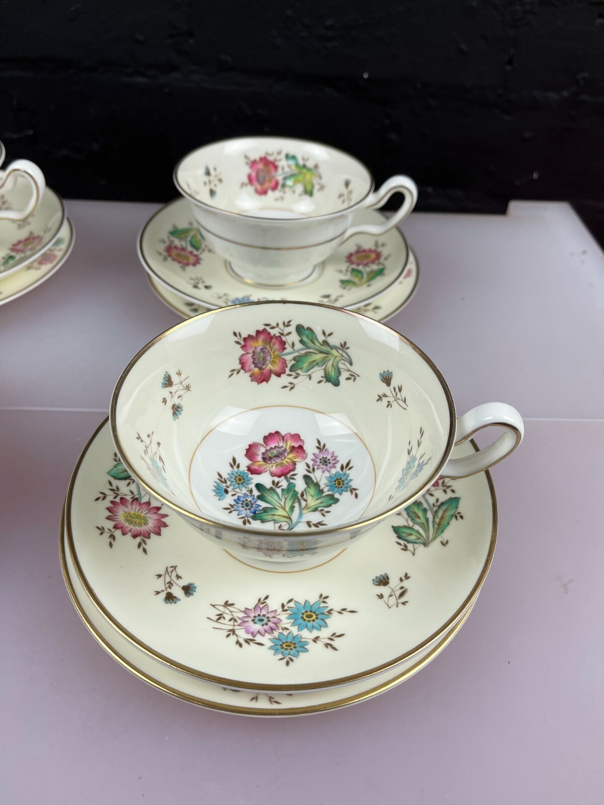 4 x Wedgwood Harewood W3613 Peony Tea Trios Cups Saucers Side Plates Set RARE