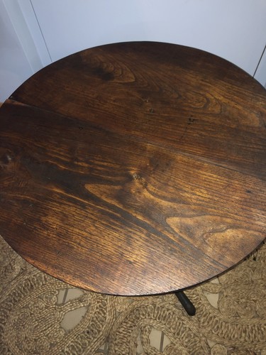 18th C Primitive Tilt Top Table