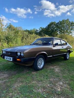 ford capri mk3 3.0 Ghia Auto.