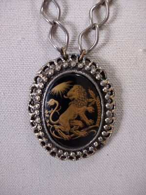 Vintage Brushed Gold Painted Heraldry Lion Crest Black Statement Chain Necklace