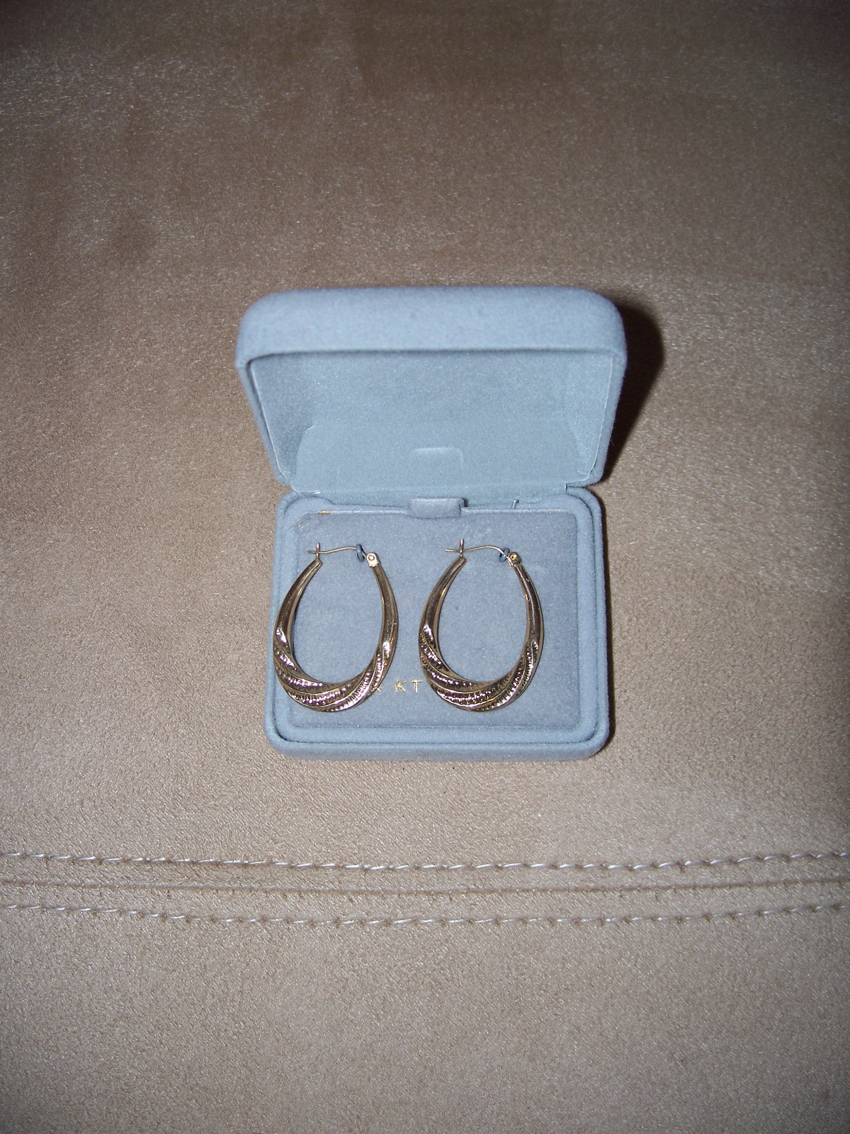 14k Gold Hoop Pierced Earrings  NEW OLD STOCK