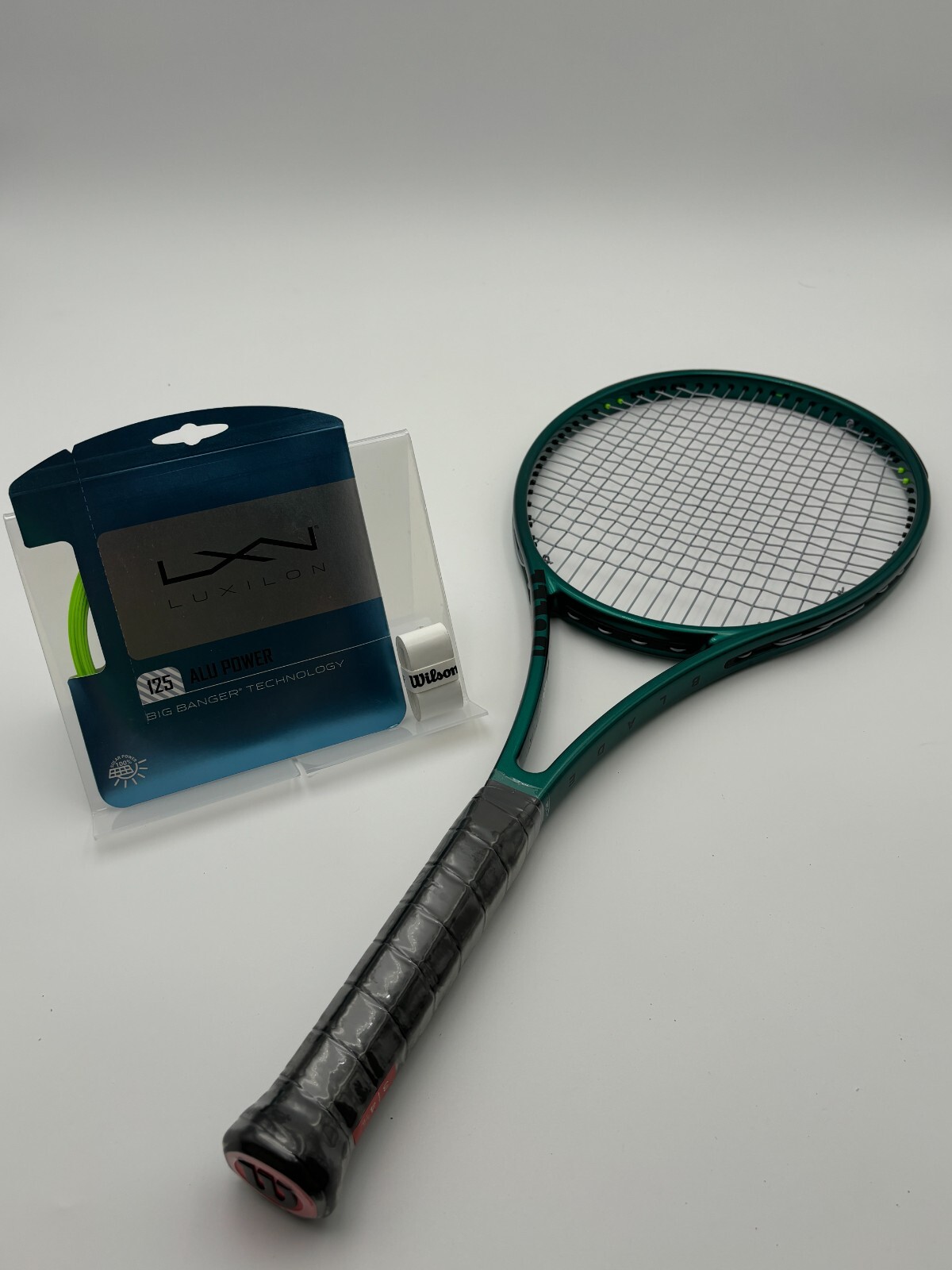 2024 Wilson Blade 98 PRO V9 18x20 4-3/8 (New Condition) Rare
