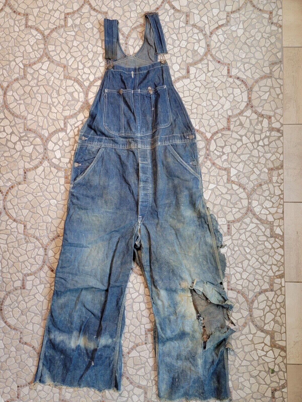 vintage H.D.Lee late late 30's/40's bib Overalls with vintage H.D.Lee late late 30's/40's bib Overalls with