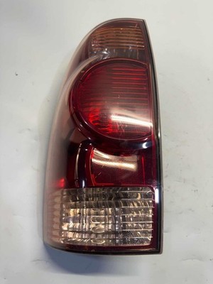 05 06 07 08 09 10 11 12 13 14 15 TOYOTA TACOMA Tail Light Lamp Driver Left