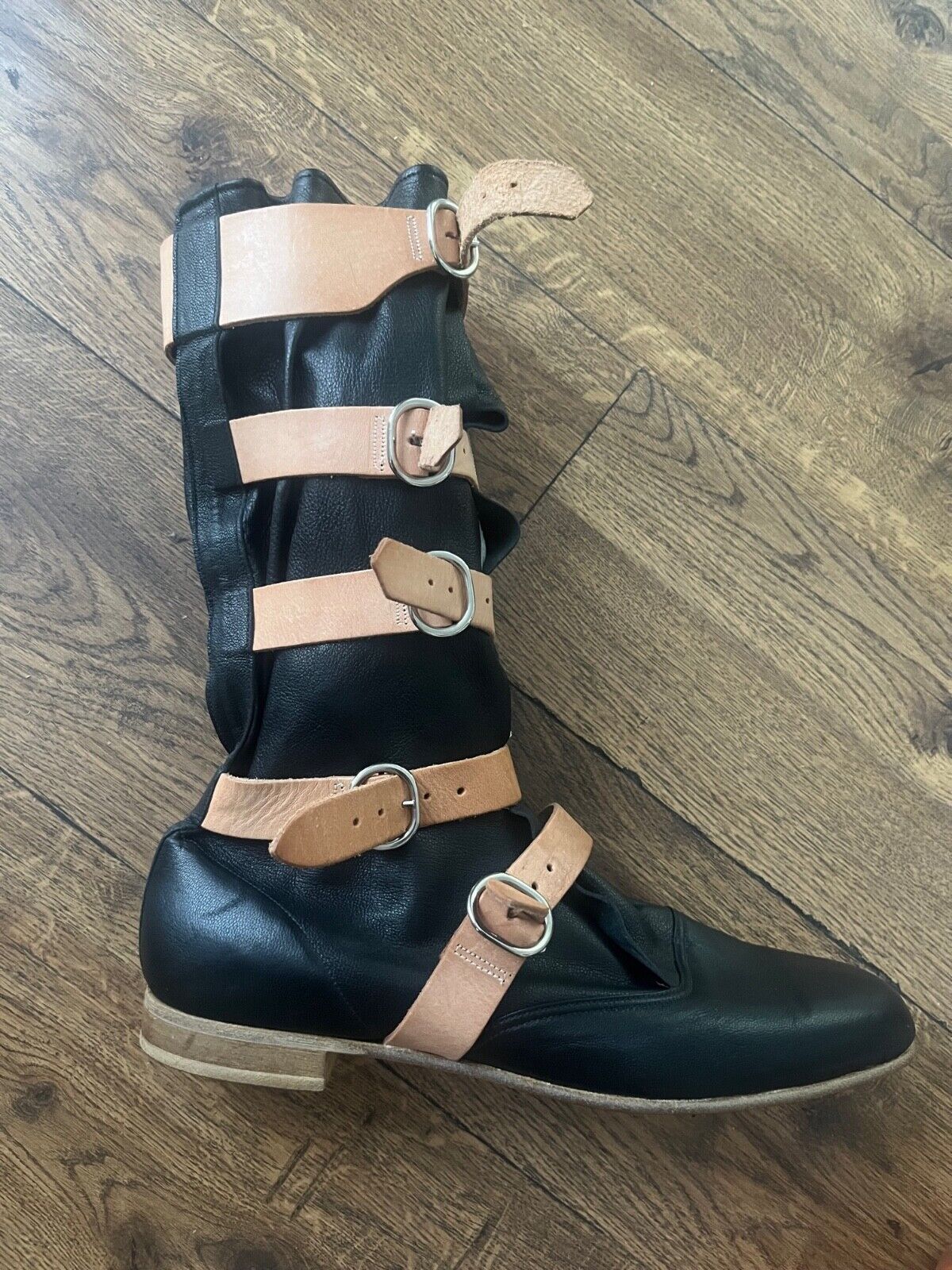 VIVIIENNE WESTWOOD. VINTAGE. MENS. LEATHER. PIRATE. BOOTS VIVIIENNE WESTWOOD. VINTAGE. MENS. LEATHER. PIRATE. BOOTS