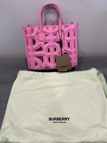 ショルダーバッグ・ポシェット Burberry Snip Shoulder Bag - Burberry - Synthetic - Pink Micro leather shoulder bag in pink - Burberry | Mytheresa