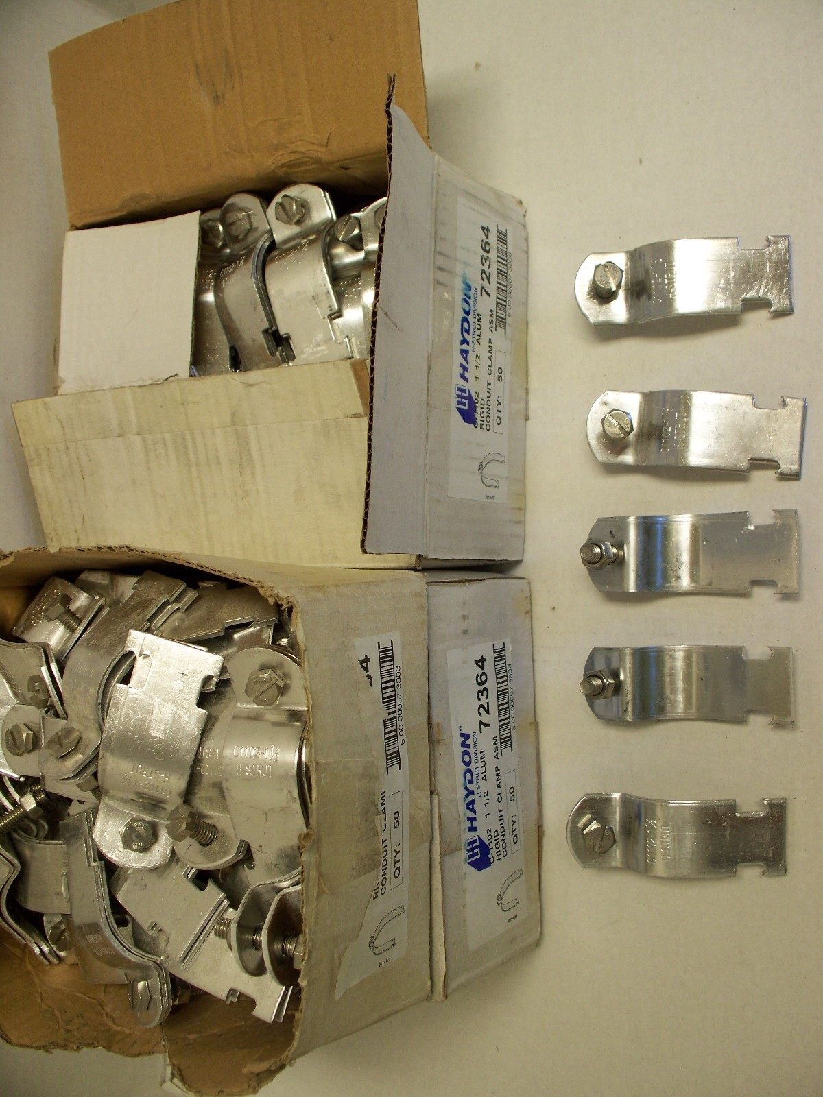 (Lot of 140) Unistrut Straps 1-1/2