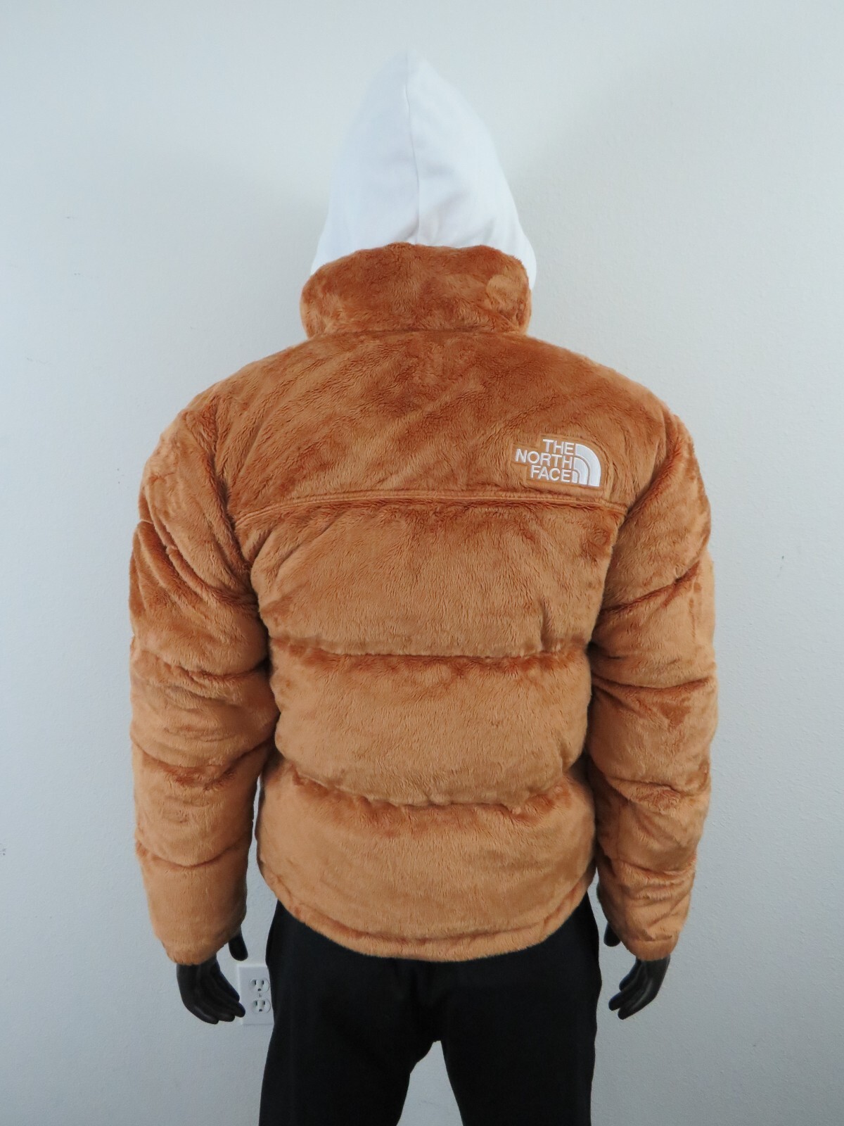Pre-owned The North Face Mens  Versa Velour Nuptse 600-down Insulated Jacket Almond Butter In White