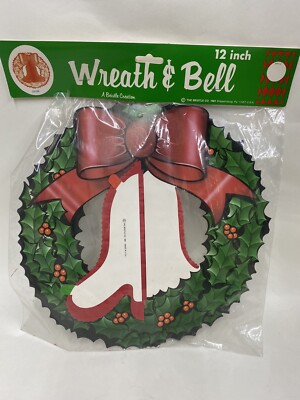 Vintage 1981 Beistle Christmas Wreath  Die Cut with  Honeycomb Bell 2 Sided 12''