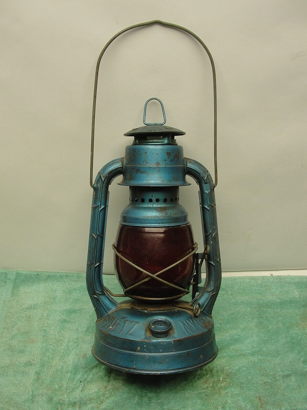 Dietz Watchman Railroad Lantern - Walmart.com