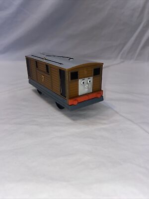Thomas & Friends Trackmaster Toby Motorized Engine Tested 2013