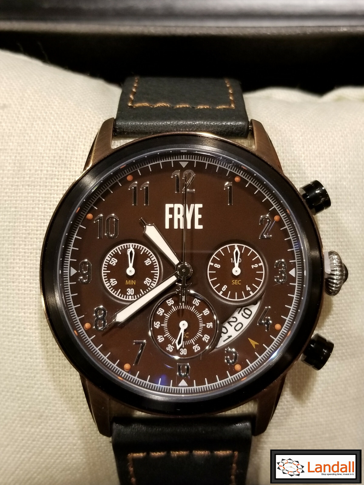 Наручные часы Frye Graham Men's Chronograph Black Leather Strap 47mm Watch 37FR0009-02: купить с доставкой из США, цена 9 214 руб - (123893114792) Наручные часы Frye Graham Men's Chronograph Black Leather Strap 47mm Watch 37FR0009-02: купить с доставкой из США, цена 9 214 руб - (123893114792)