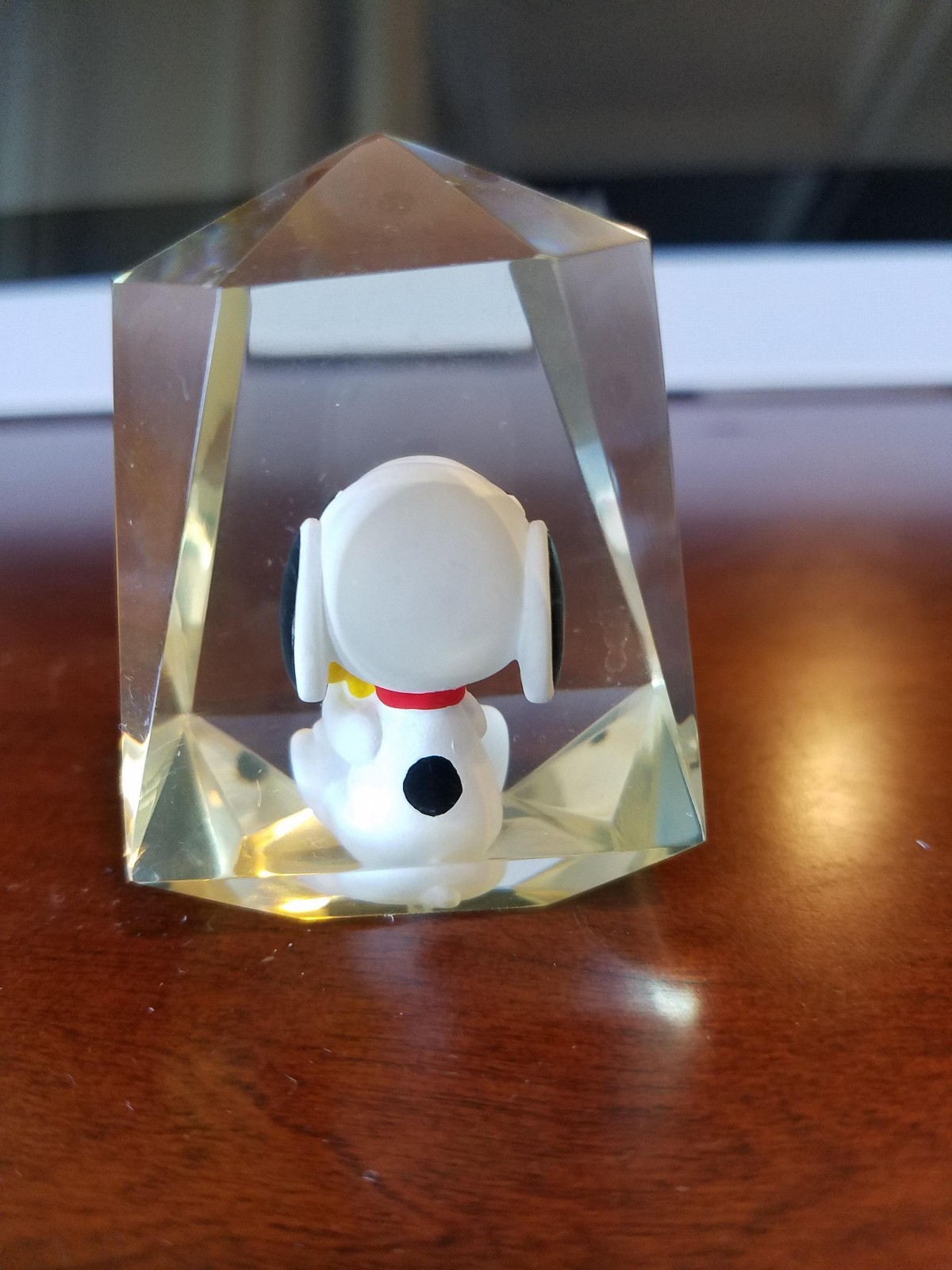 Westland Snoopy Peanuts Vintage Paperweight Crystal Figure