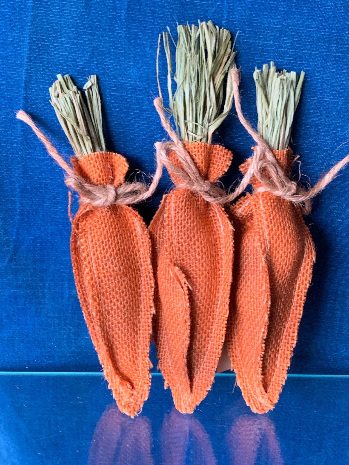 Vintage Primitive ORANGE CARROT Easter Bunny Rabbit Burlap Doll Set of 3 ??m9