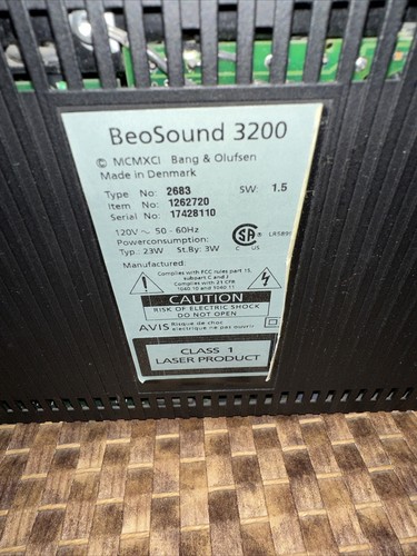 Bang & Olufsen &ndash; B&O &ndash; BeoSound 3200 CD Player FOR PARTS ONLY READ DESCRIPTION