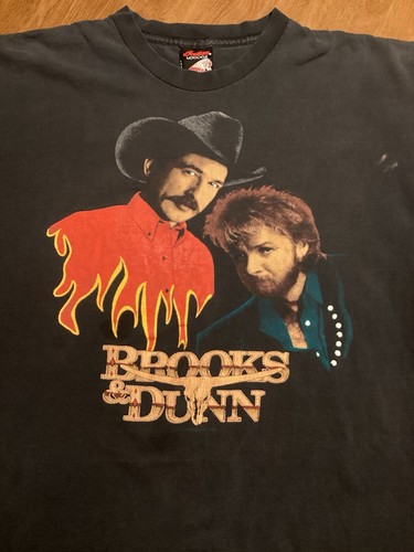 ブルックス&ダン Brooks & Dunn tour ツアーTシャツ Brooks & Dunn Neon Moon Tour 2025 Tee
