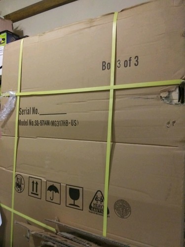 Joyous 3 person Infrared Sauna - new still in box. Local pickup