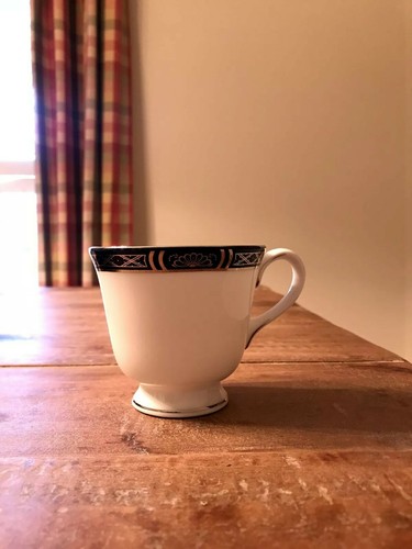 ROYAL WORCESTER MOUNTBATTEN COBALT PLATINUM 4 PIECE SETTING (multiple available)