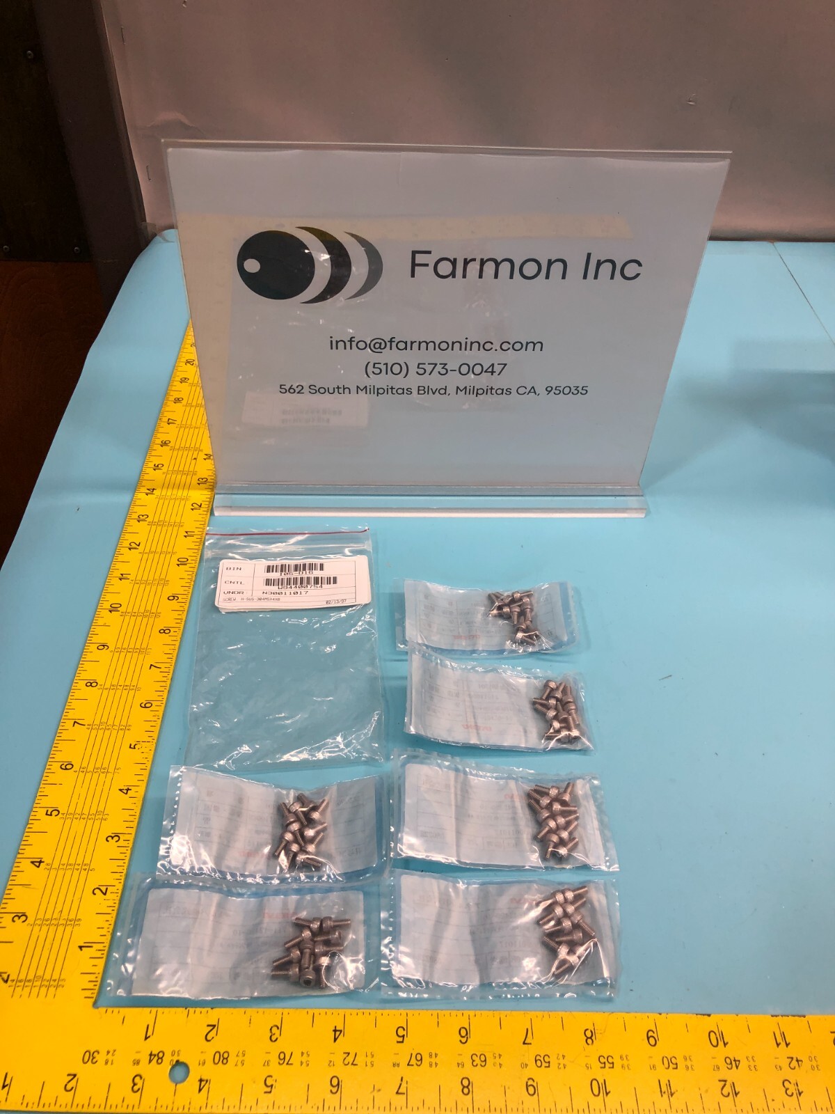 60 ANELVA N30011017 SCREW, H-SUS-304MS X 4 X 8, W94400754, 190589