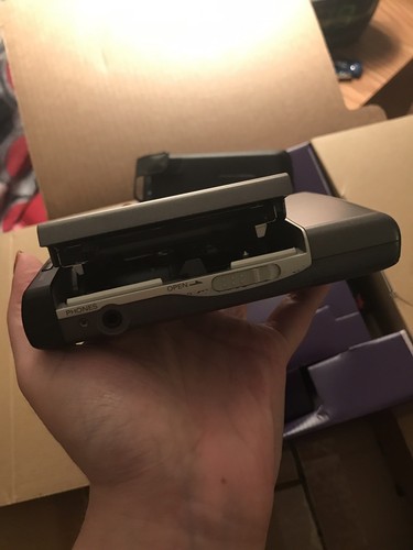 SONY MDS-JE320 HOME RECORDING MINI DISC DECK W/ SONY MZ-E40 -BUNDLE -USED IN BOX