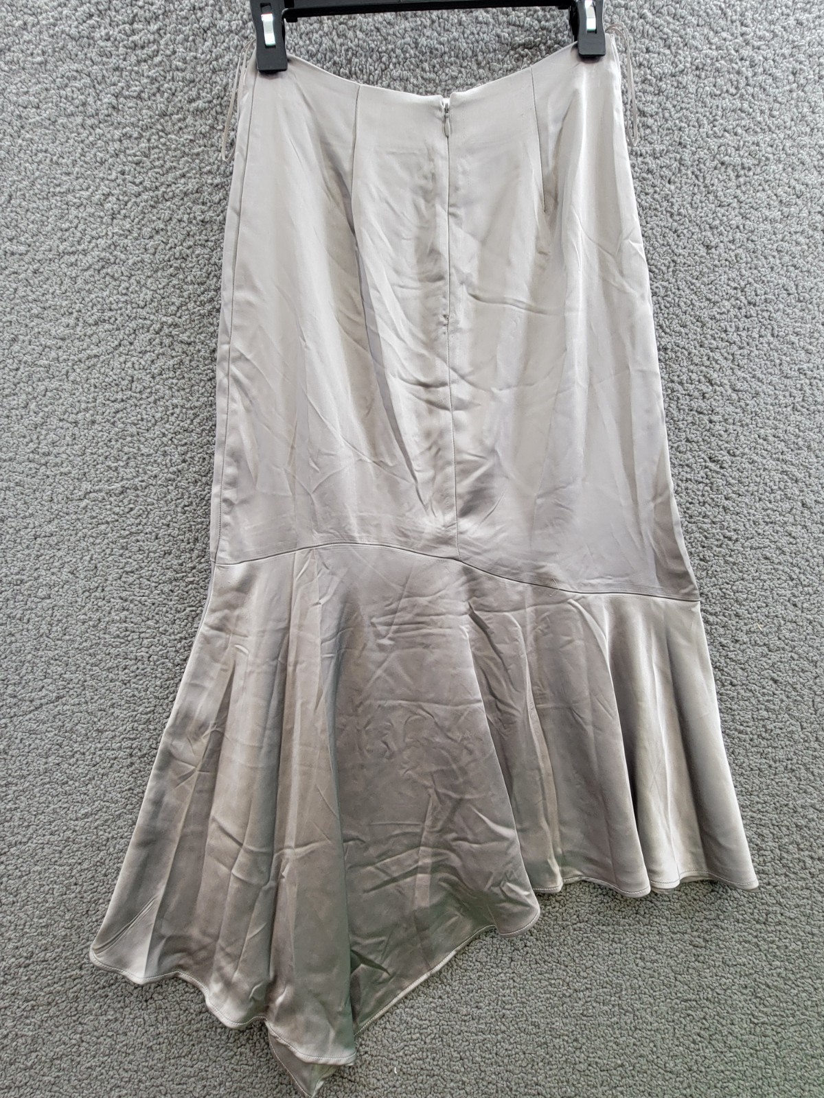 Steve Madden Lucille Satin Asymmetrical Hem Midi Skirt Women's XS Ash Grey - Picture 9 of 16