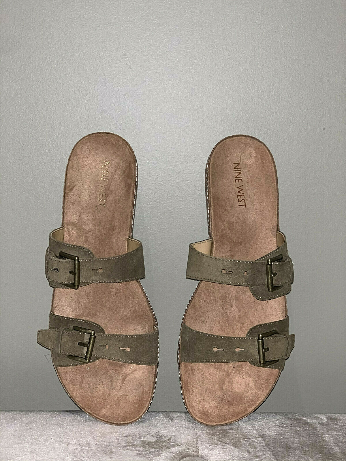 

Женские сандалии Nine West, шлепанцы на платформе Tick Tock, зеленые замшевые, НОВИНКА, Зеленый, Open Toe